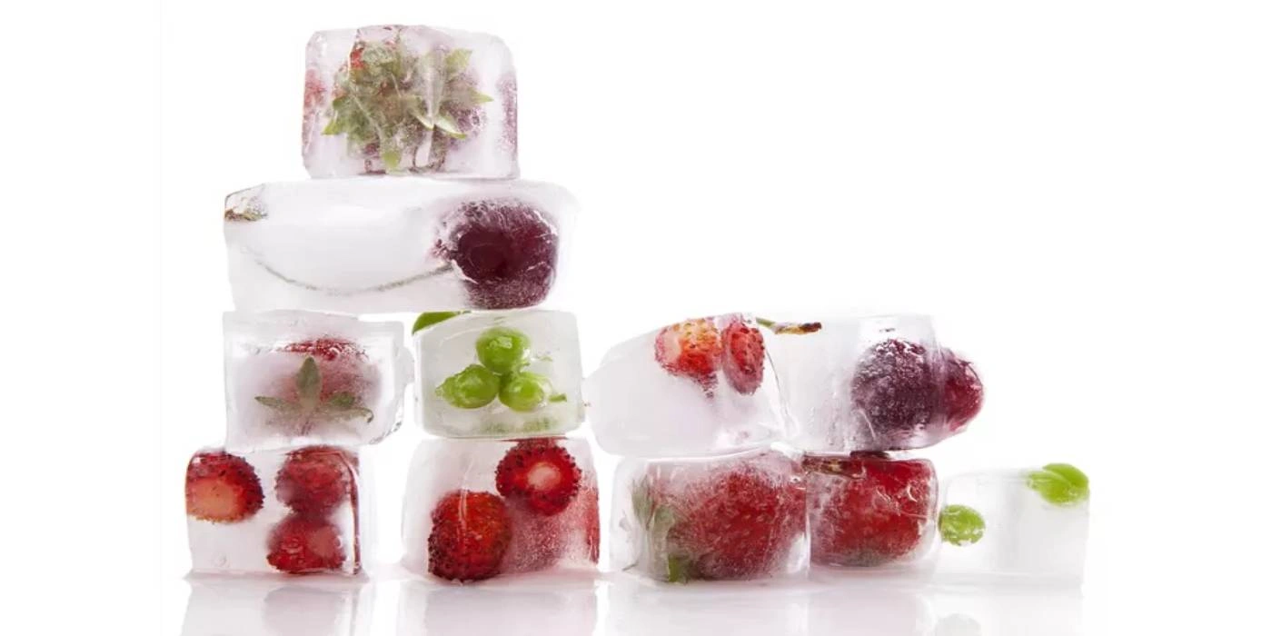 قابلیت No Forst یا ضد برفک یخچال فریزر ساید بای ساید دو درب 28 فوت مدل KAG90AI20